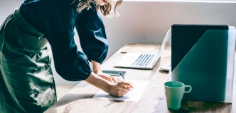 Creative ヒーローイメージ