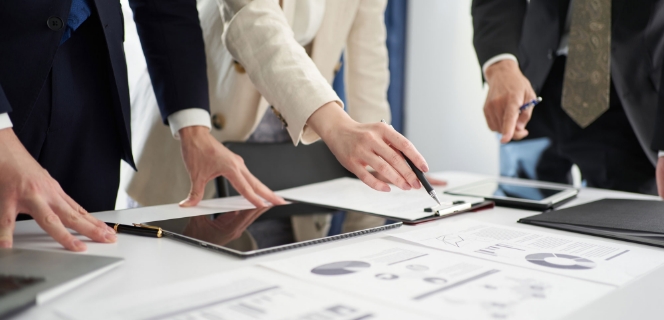 Think Tank ヒーローイメージ