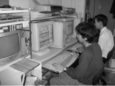 初代事務所風景画像